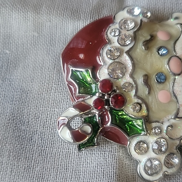 HP!!🎉🎉🥳🥳Holiday pins, bundle of 2, NWOT🧑‍🎄 - Picture 4 of 9